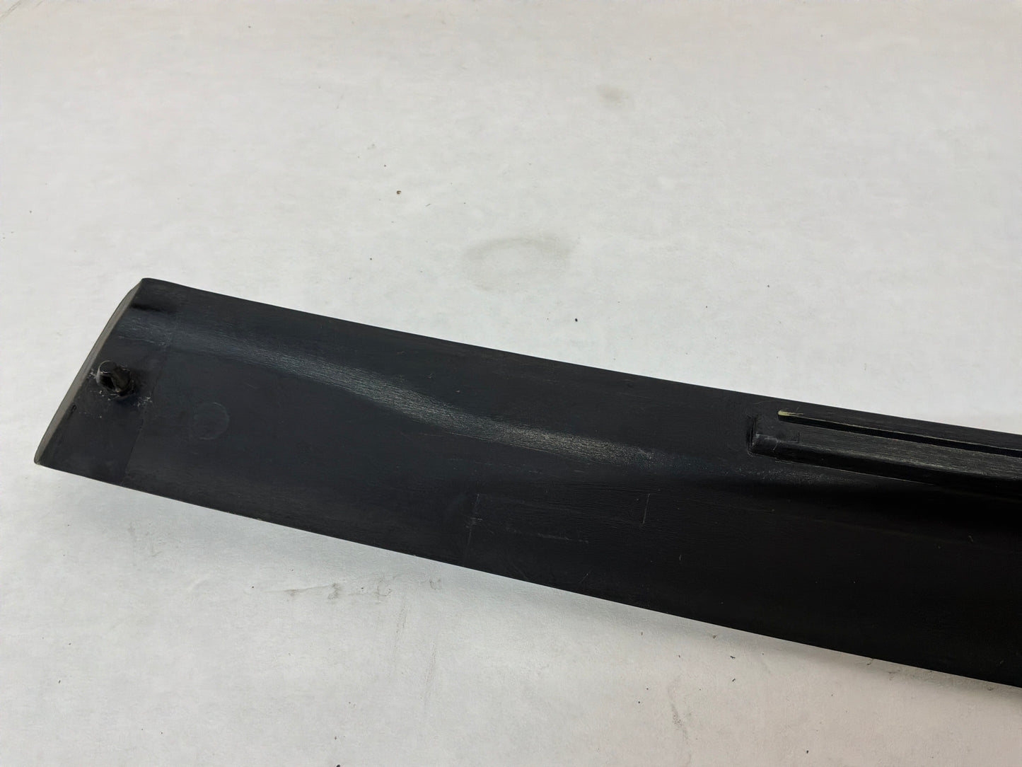 2005 Pontiac GTO LH Driver Exterior B Pillar Window Trim Applique Cover OEM