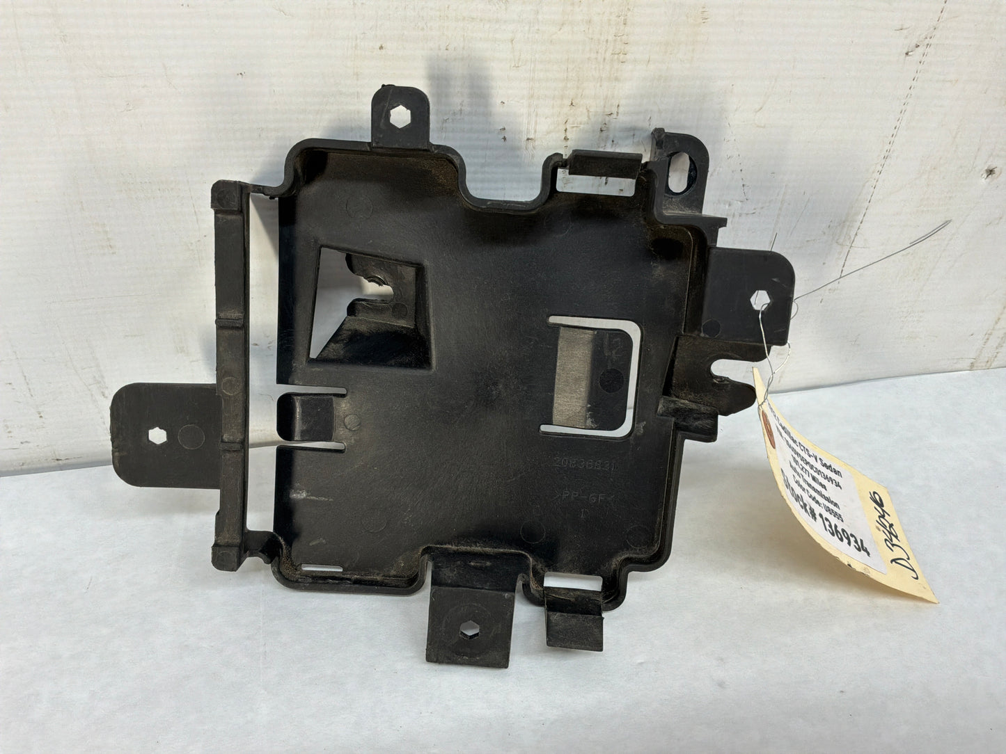 Bracket - Day's Parts Yard