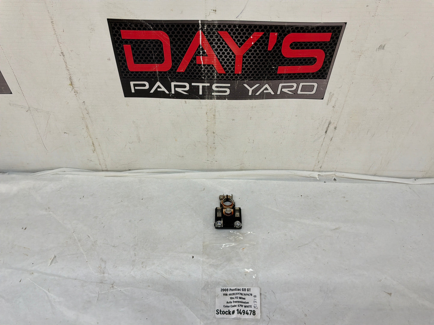 2008 Pontiac G8 GT Positive Battery Terminal Fuse Relay OEM