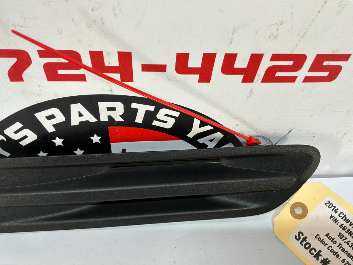 2014 Chevy Caprice PPV RH Passenger Front Fender Trim Marker Panel Cover OEM
