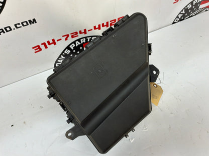 2006 Cadillac CTS-V Fuse Box Relay Junction w/ Lid OEM