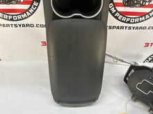 2008 Pontiac G8 GT Center Console w/Shifter OEM