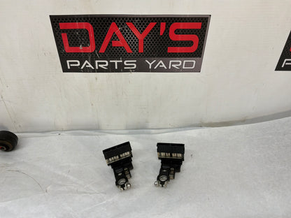 2013 Chevy Caprice Positive Battery Electric Fuse Relay Junction OEM - Day's Parts Yard