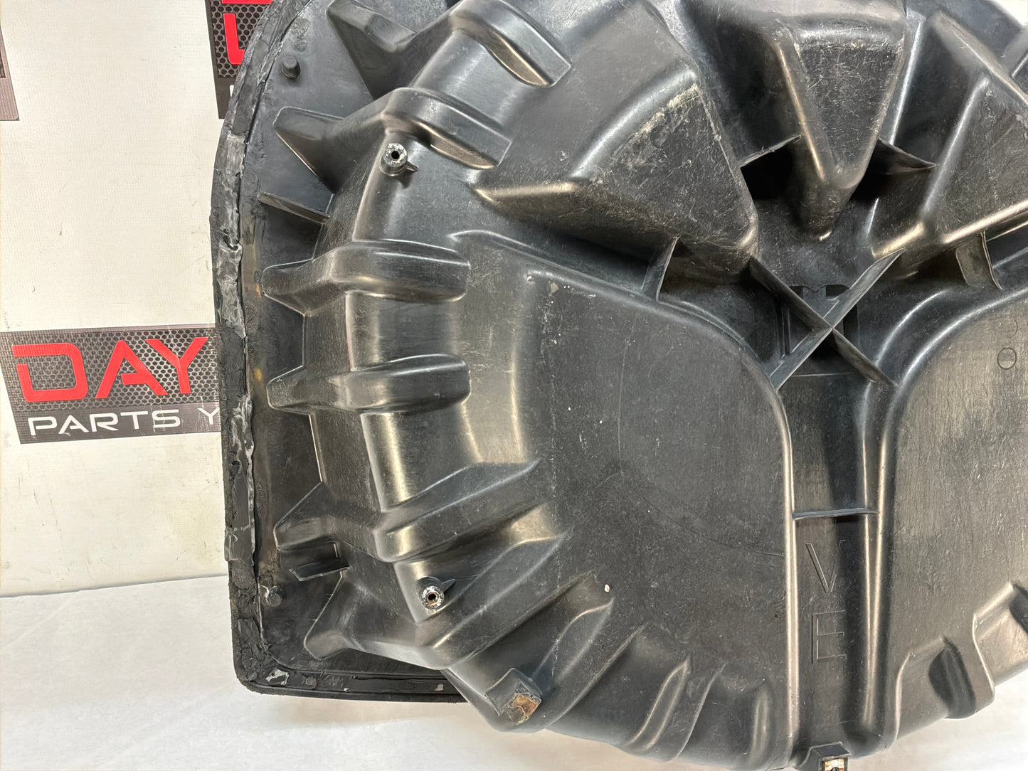 2009 Pontiac G8 GT Spare Tire Tub
