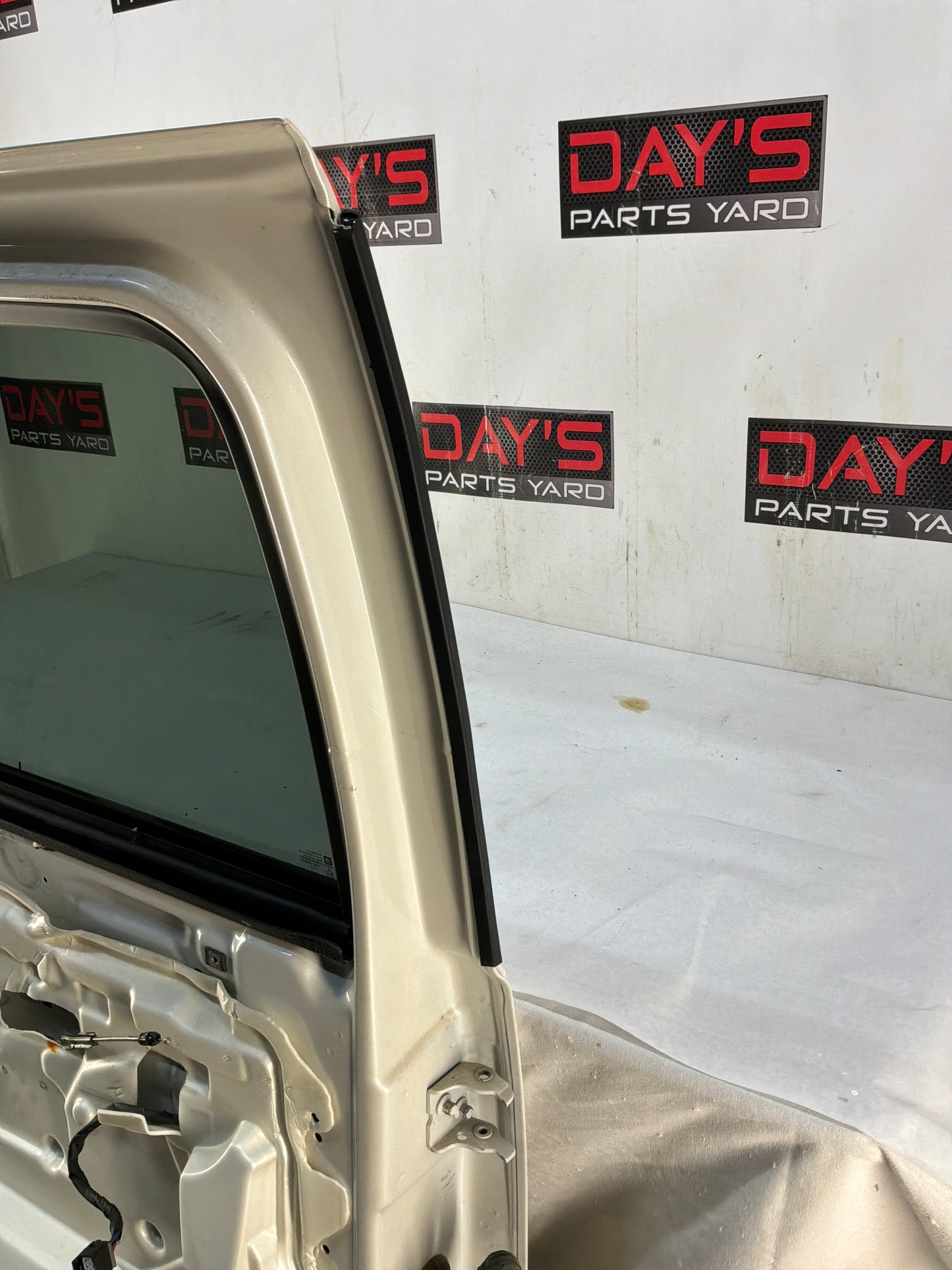 2012 Chevy Avalanche LH Driver Rear Exterior Door White Assembly OEM