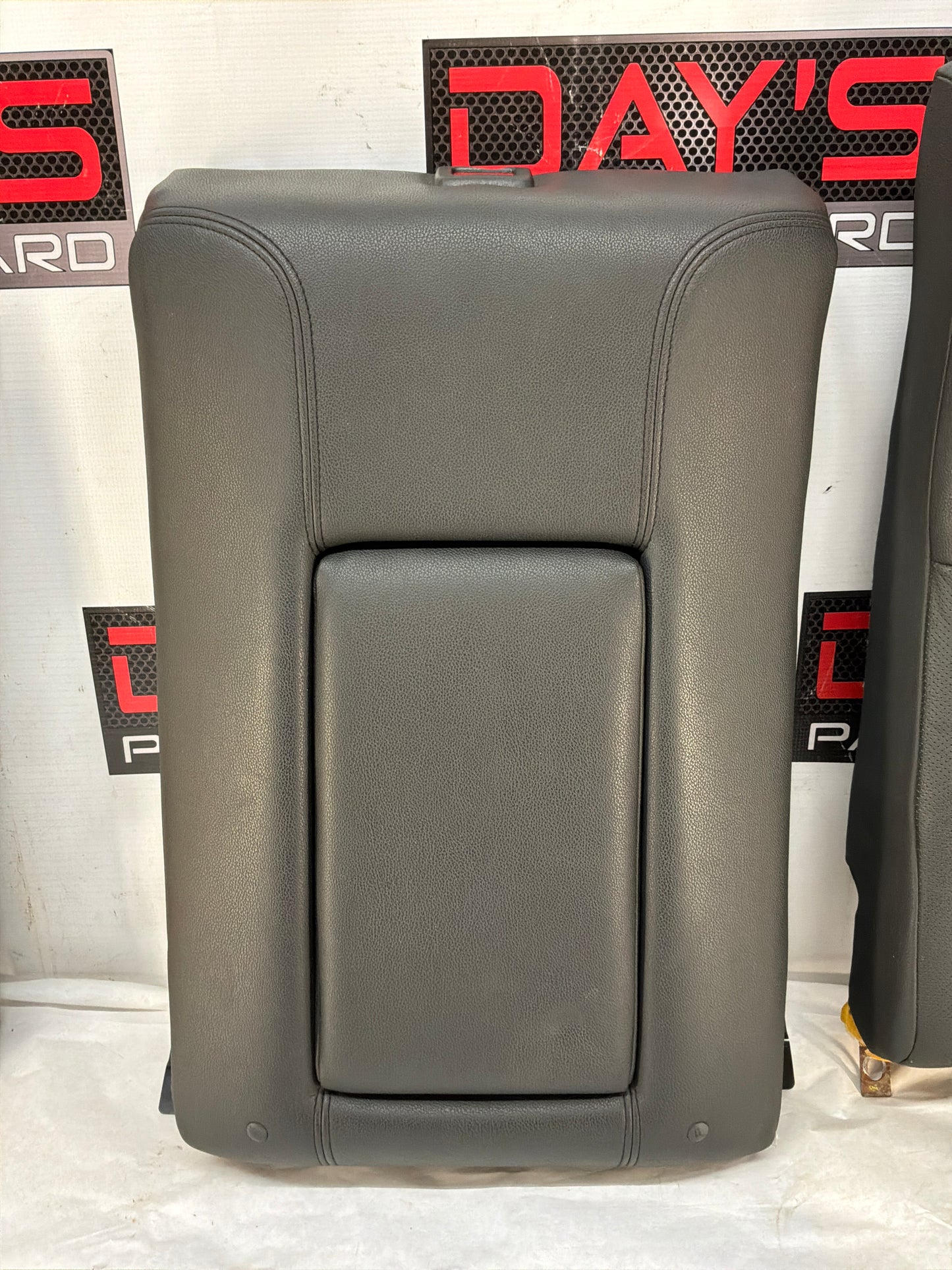 2008 Pontiac G8 GT Seats Fronts and Rears Black Leather OEM