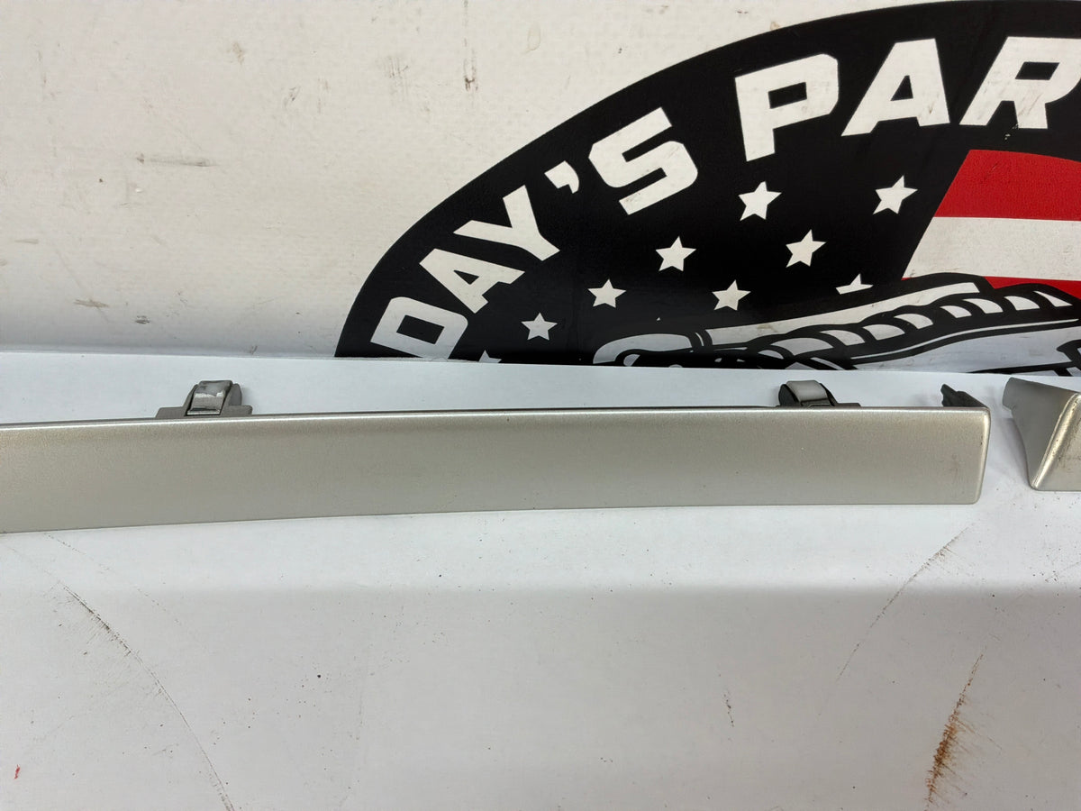 2008 Pontiac G8 GT LH & RH Silver Dash Trim Accent Applique Panel OEM
