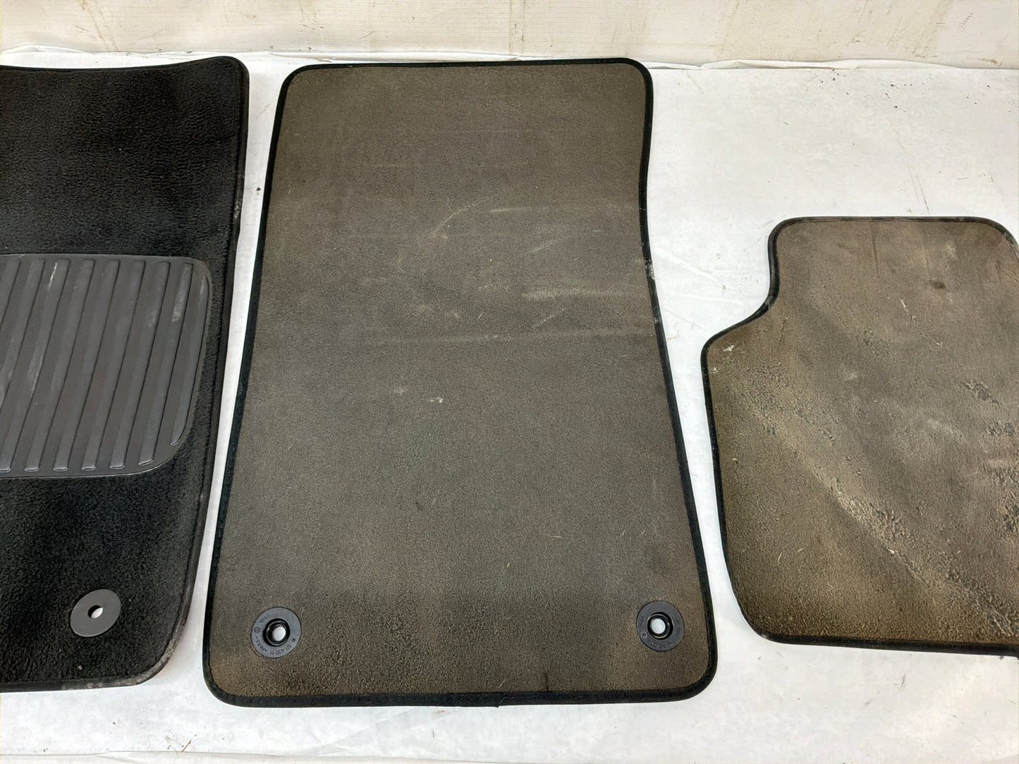 2008 Pontiac G8 GT Front and Rear Floor Mats OEM