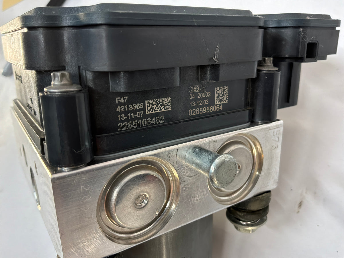 2014 Chevy SS Sedan ABS Anti Lock Brake Pump Module OEM