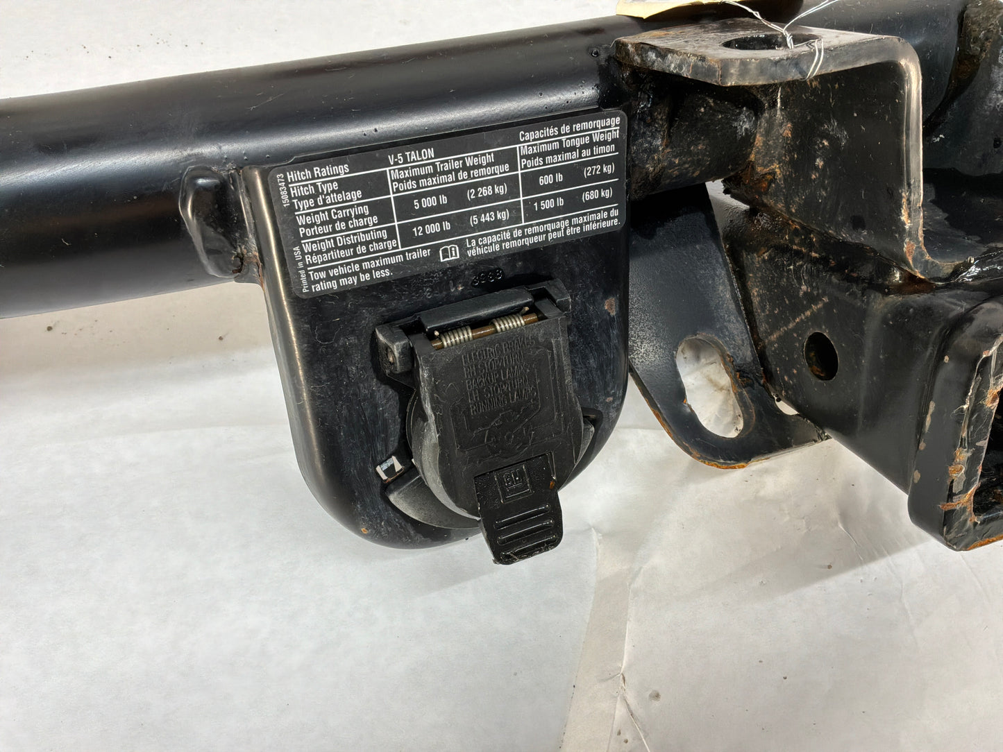2002 Cadillac Escalade EXT Rear Tow Trailer Hitch Receiver OEM