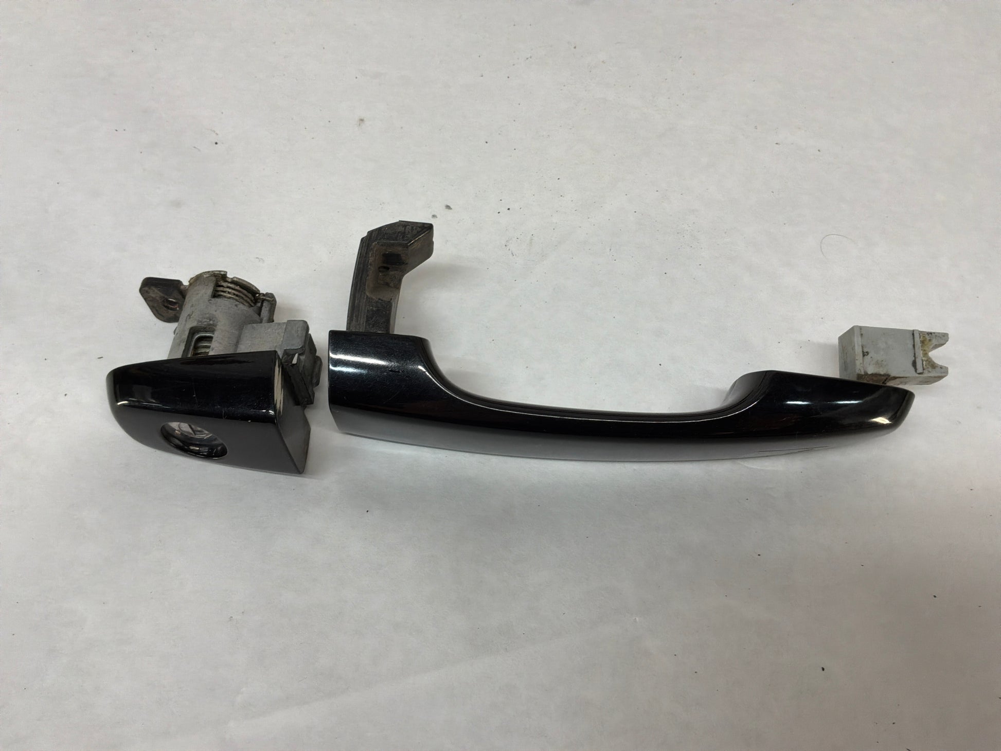 Exterior door handle set - Day's Parts Yard