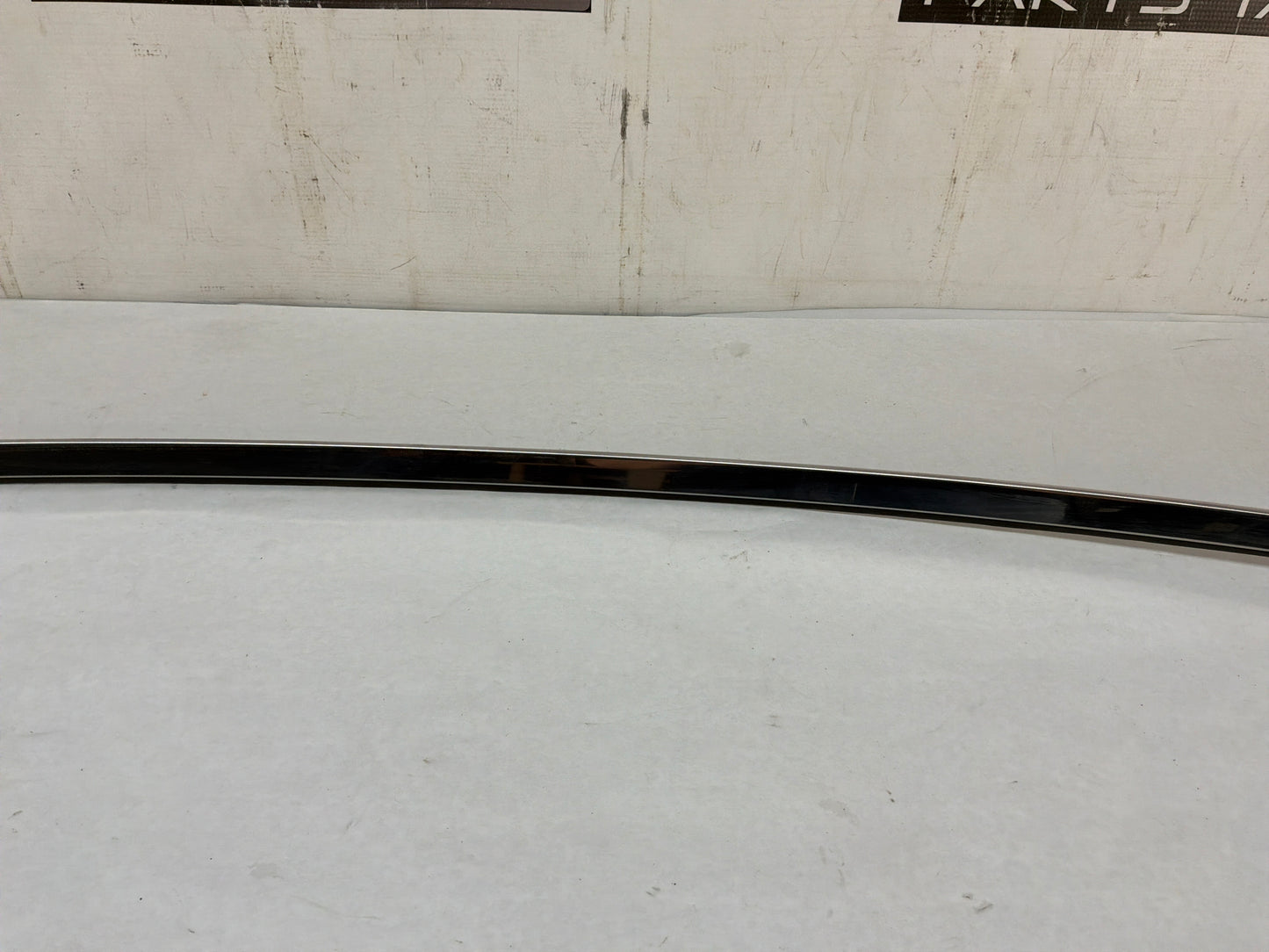 Lh roof top trim - Day's Parts Yard