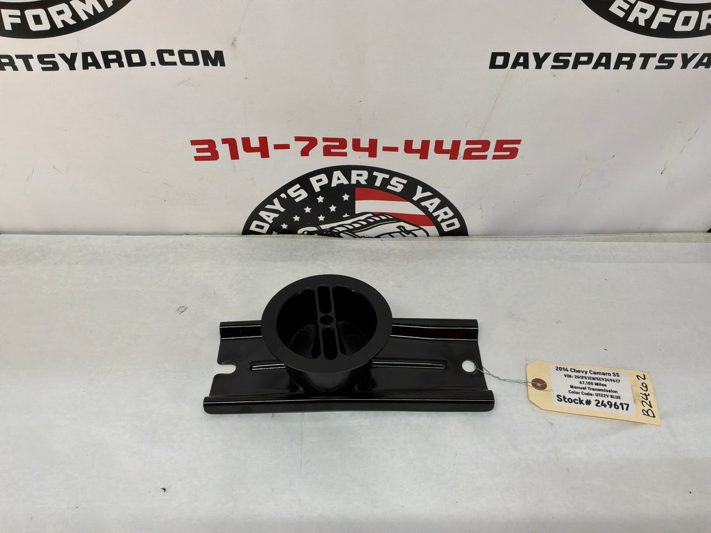2014 Chevy Camaro SS Spare Tire Battery Hold Down Nut Bracket OEM