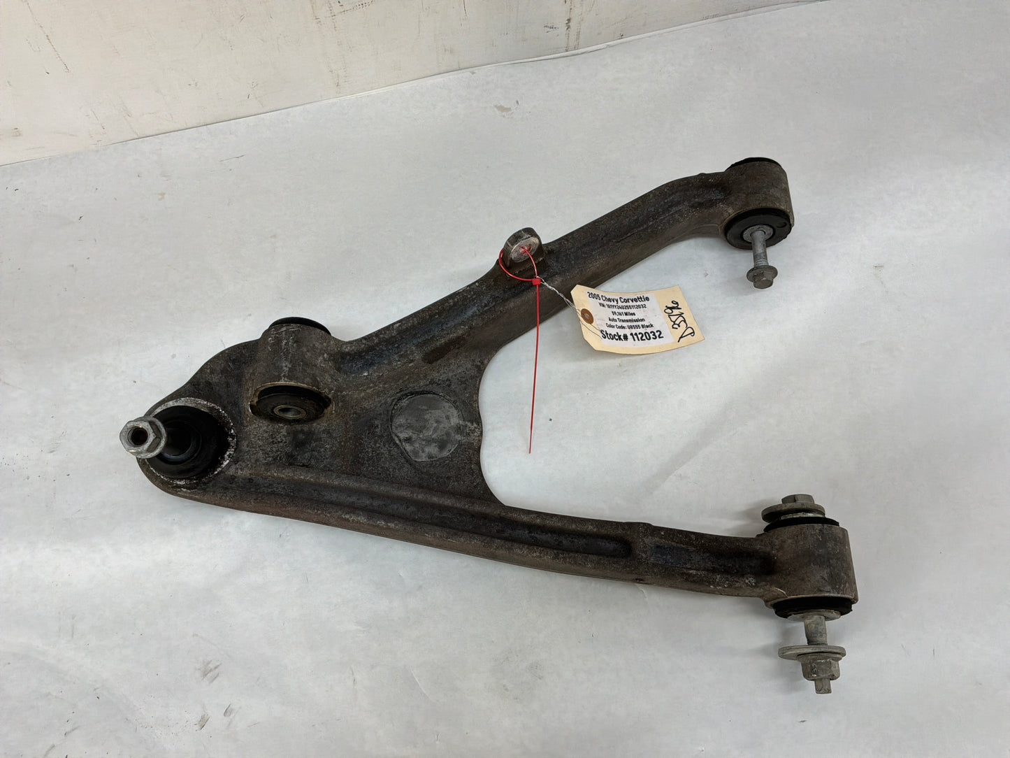 Rh rear lower control arm - Day's Parts Yard