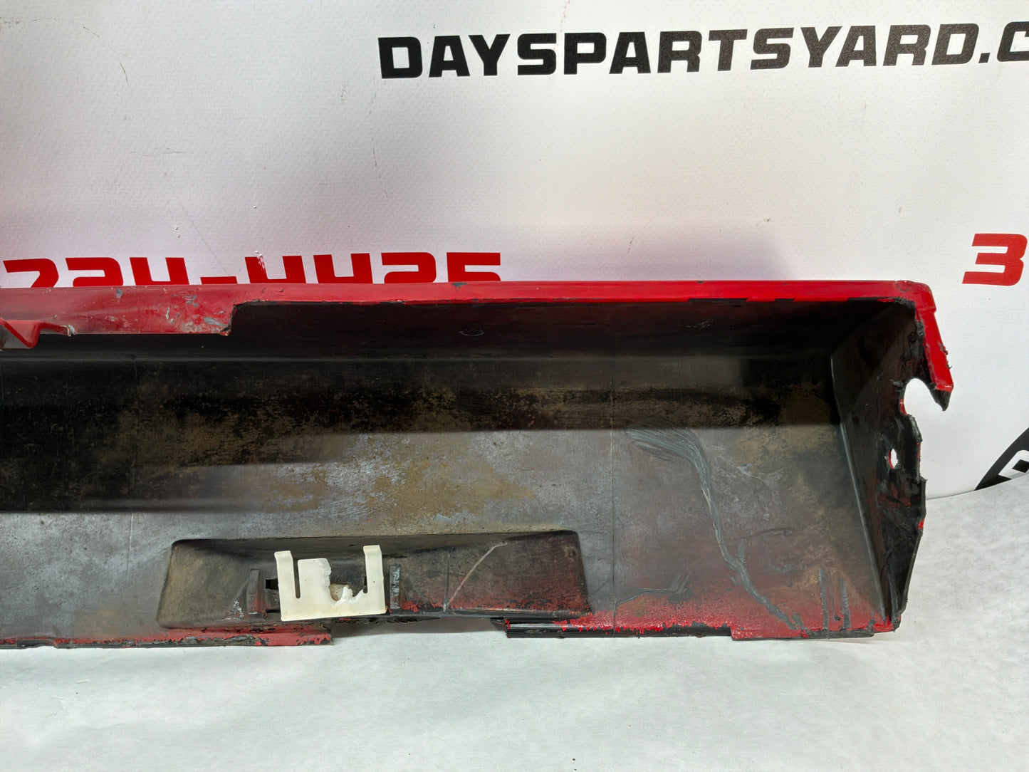 2014 Chevy SS Sedan LH Driver Rocker Molding Side Skirt Panel Red OEM