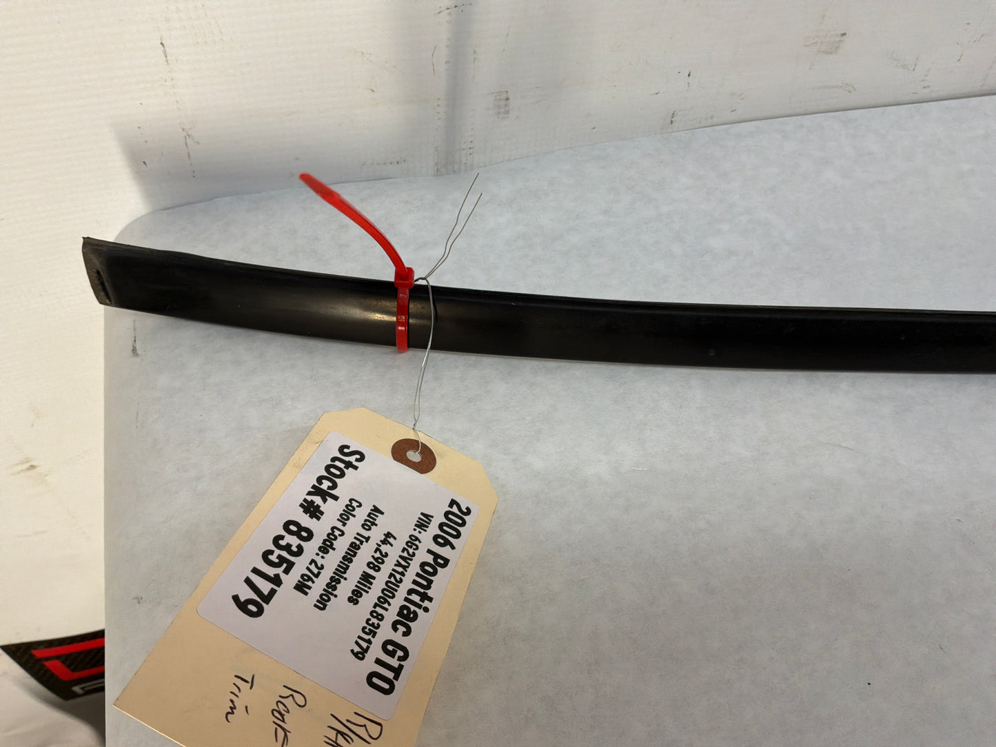 2006 Pontiac GTO RH Passenger Roof Panel Joint Finish Trim Molding OEM