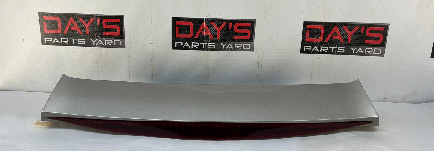 2002 Cadillac Escalade EXT Rear Upper Roof Spoiler 3RD Brake Light Lamp OEM
