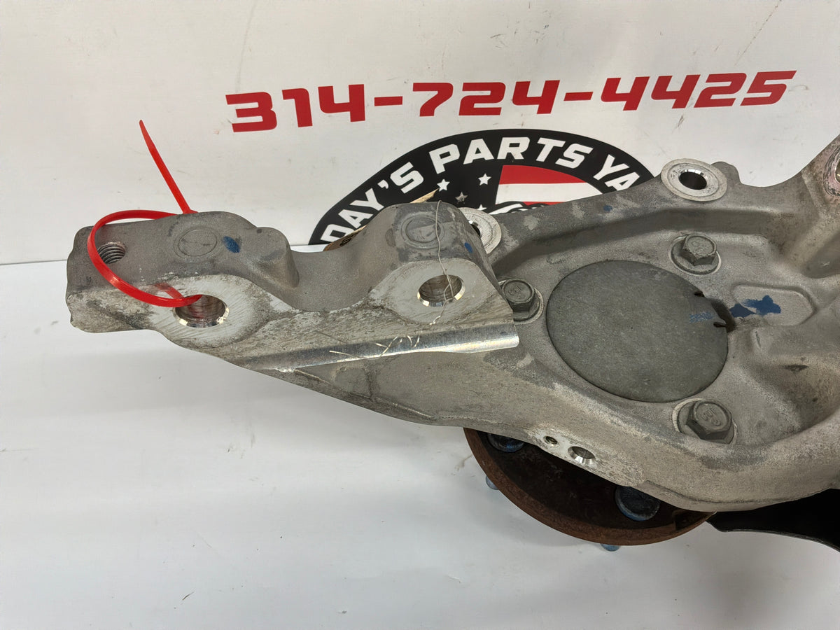 2013 Chevy Camaro ZL1 RH Passenger Front Suspension Spindle Knuckle Hub Assembly OEM