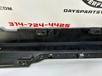 2013 Chevy Camaro ZL1 RH Passenger Rocker Molding Side Skirt Panel OEM