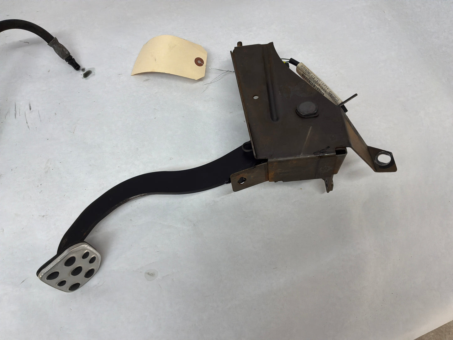 2004 Pontiac GTO Manual Transmission Pedal Assembly OEM