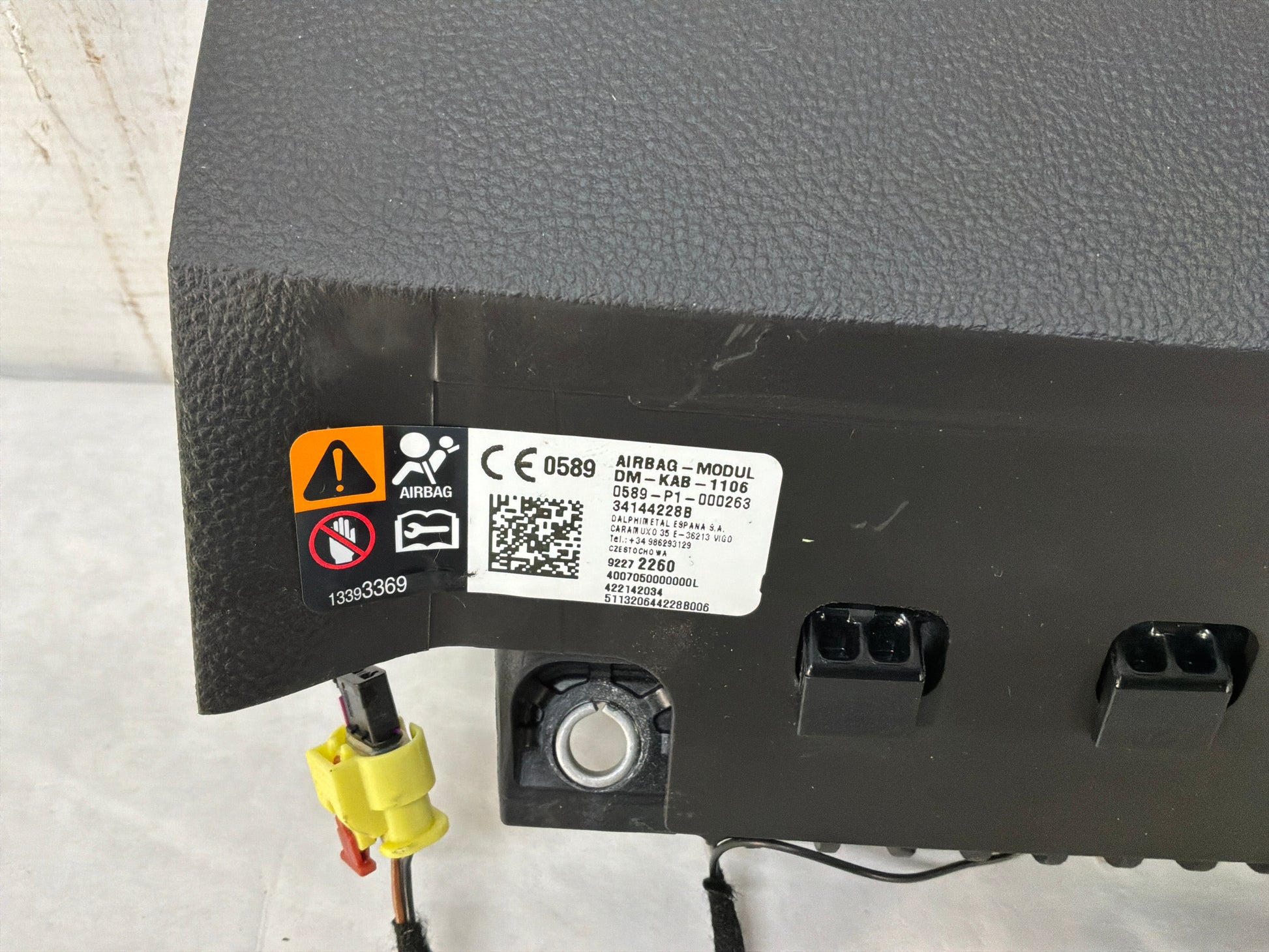 Airbag - Day's Parts Yard