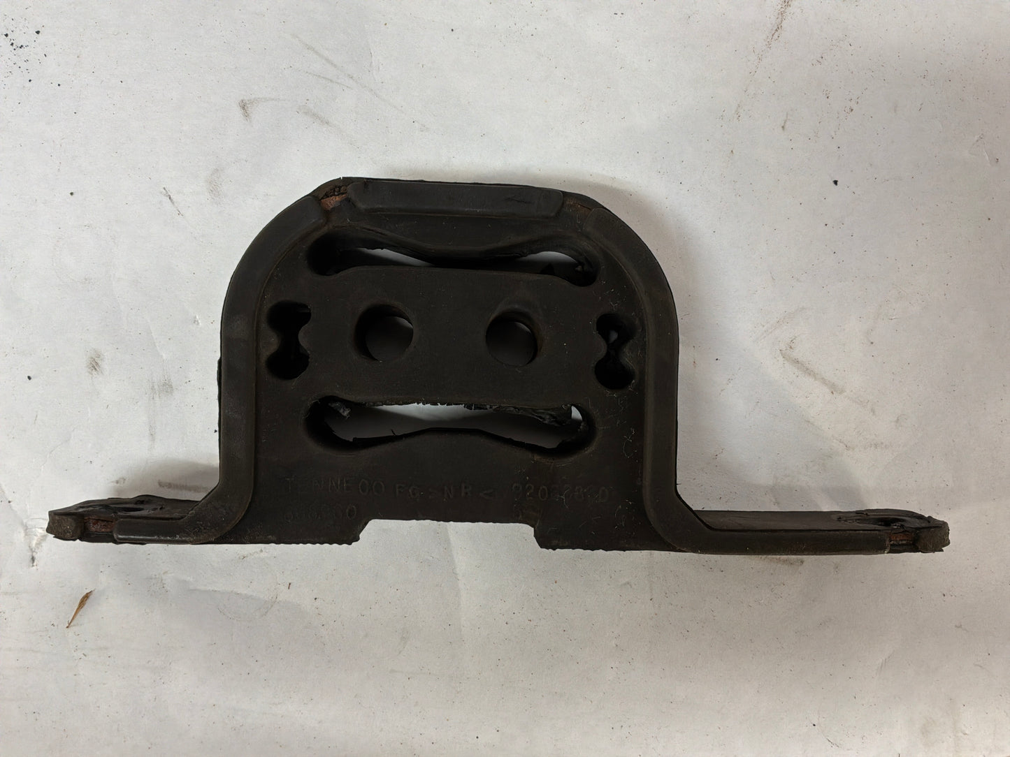 2011 Chevy Caprice PPV Exhaust Muffler Hanger Bracket Mount Bushing OEM
