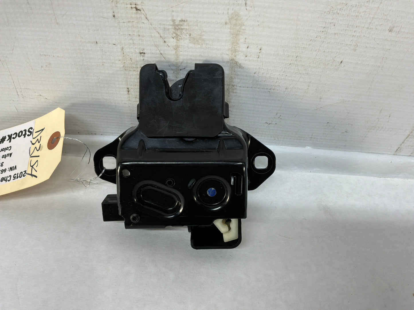 Latch - Day's Parts Yard