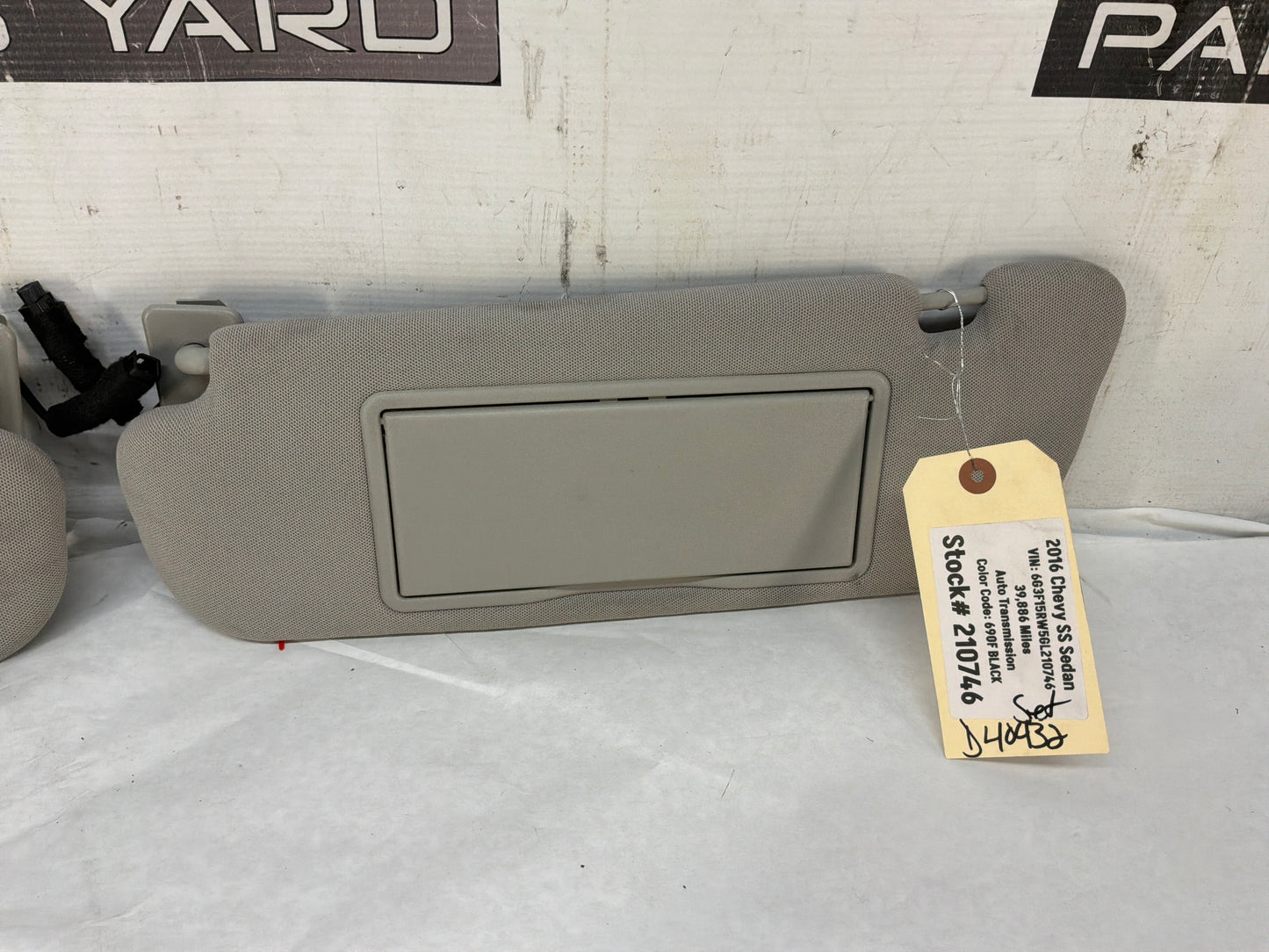 2016 Chevy SS Sedan RH & LH Sunvisors Sun Visors w/ Clips OEM