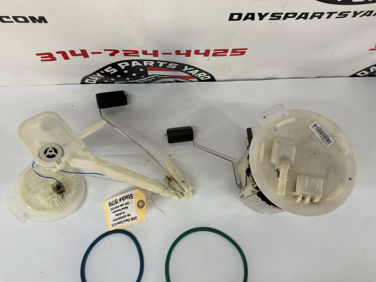2015 Chevrolet Camaro SS 1LE Fuel Gas Pump Level Transfer Sending Unit Assembly OEM