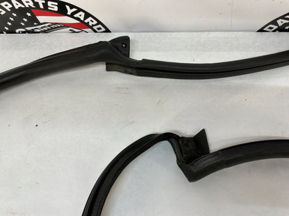 1999 Pontiac Firebird Trans Am Formula WS6 LH Driver Door T-Top Weather Strip Rubber Seal OEM