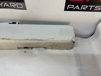 2008 Pontiac G8 GT RH Passenger Rocker Molding Side Skirt Panel Trim White OEM