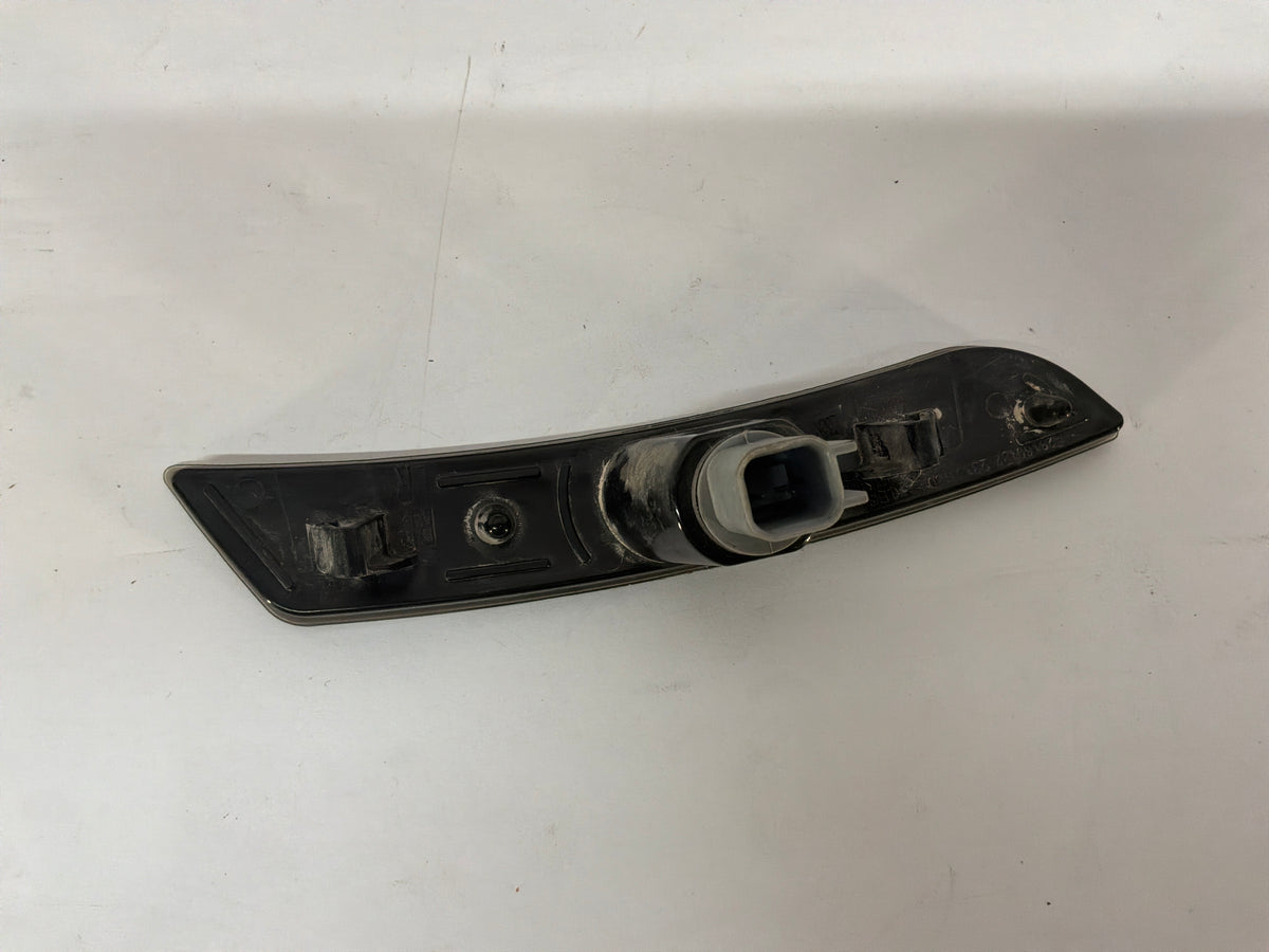 2022 Chevy Camaro SS RH Passenger Marker Light Lamp OEM