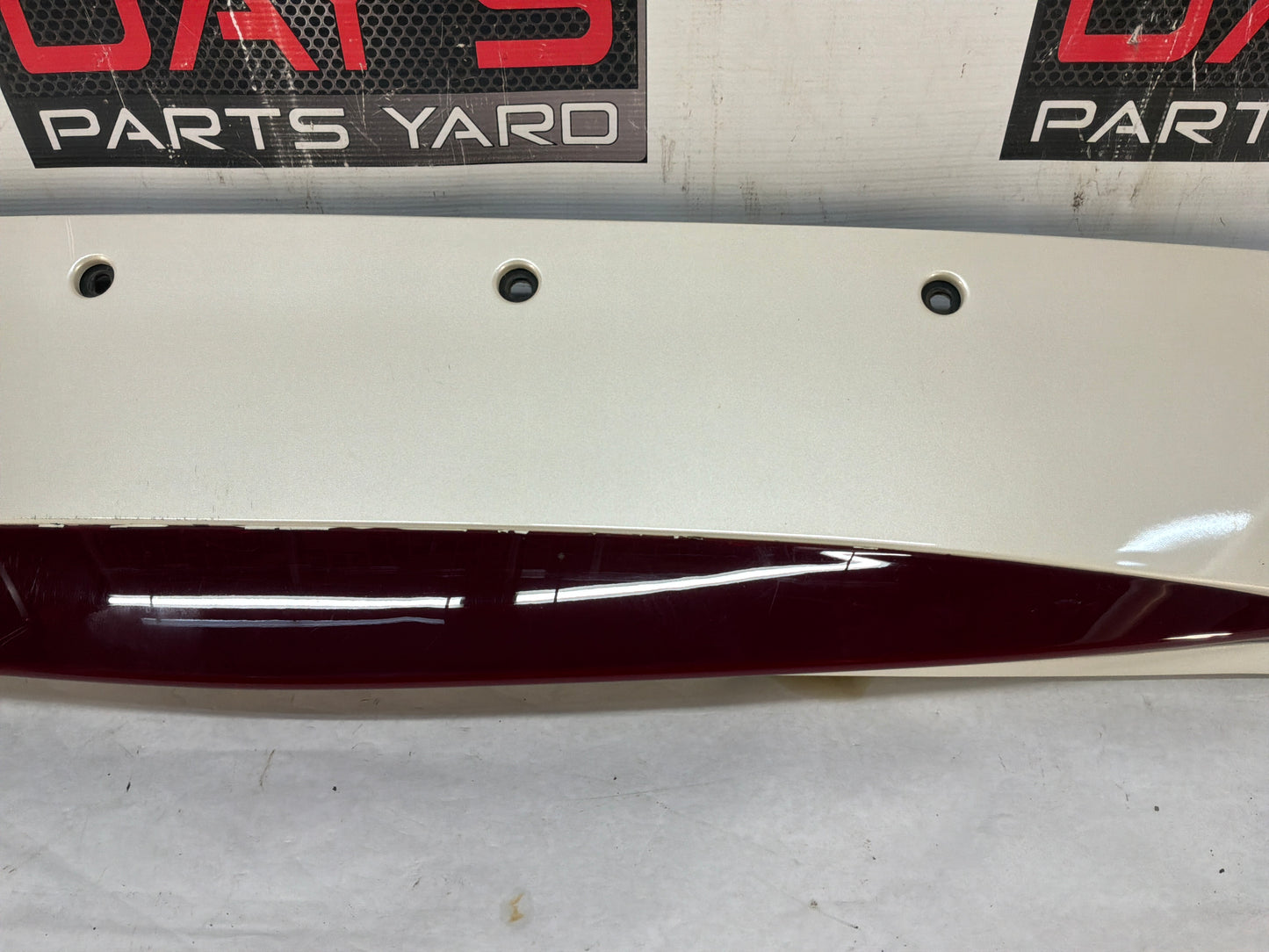 2012 Chevy Avalanche Rear Third 3RD High Mount Brake Light Lamp Spoiler 3rd OEM