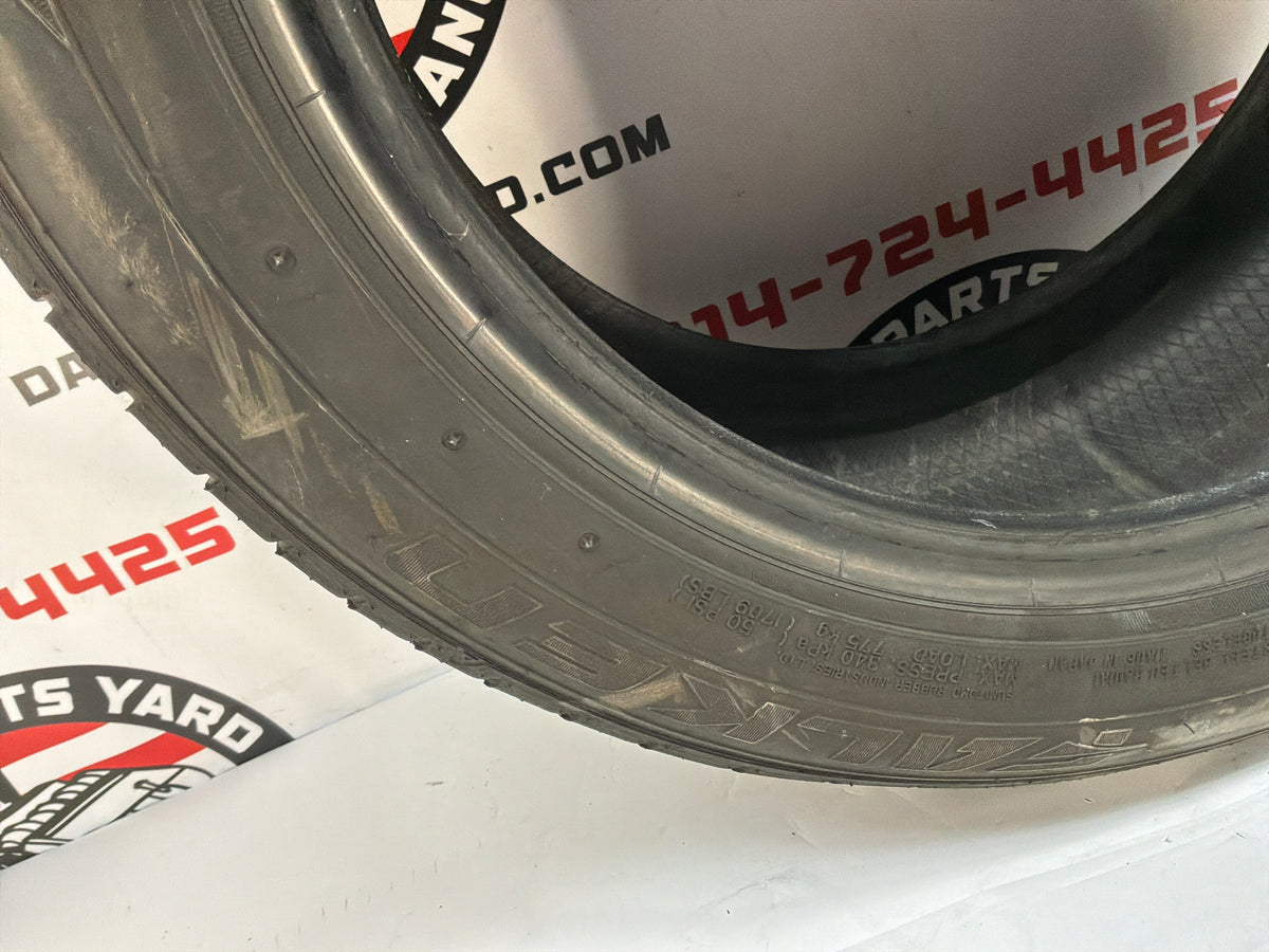 245/45/ZR17 Falken Azenis Tire