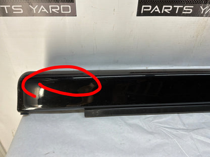 2004 Pontiac GTO RH Passenger Rocker Molding Side Skirt Panel Trim Black OEM