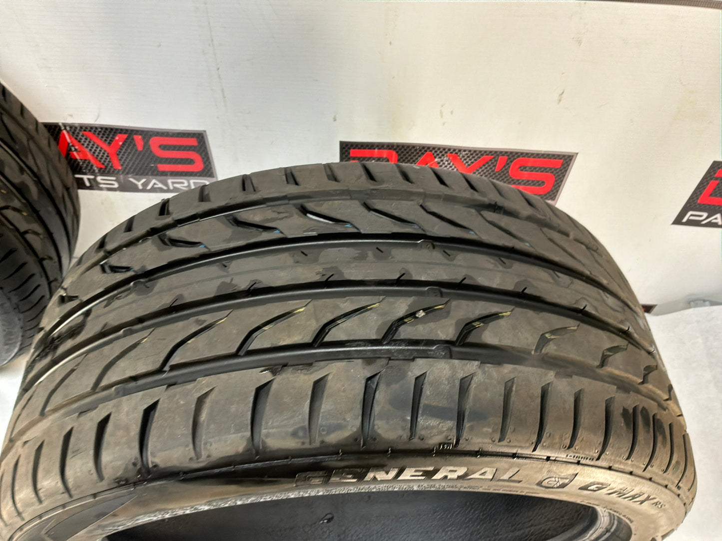 Genera G- Max Tire Set 245/40ZR18 - Day's Parts Yard