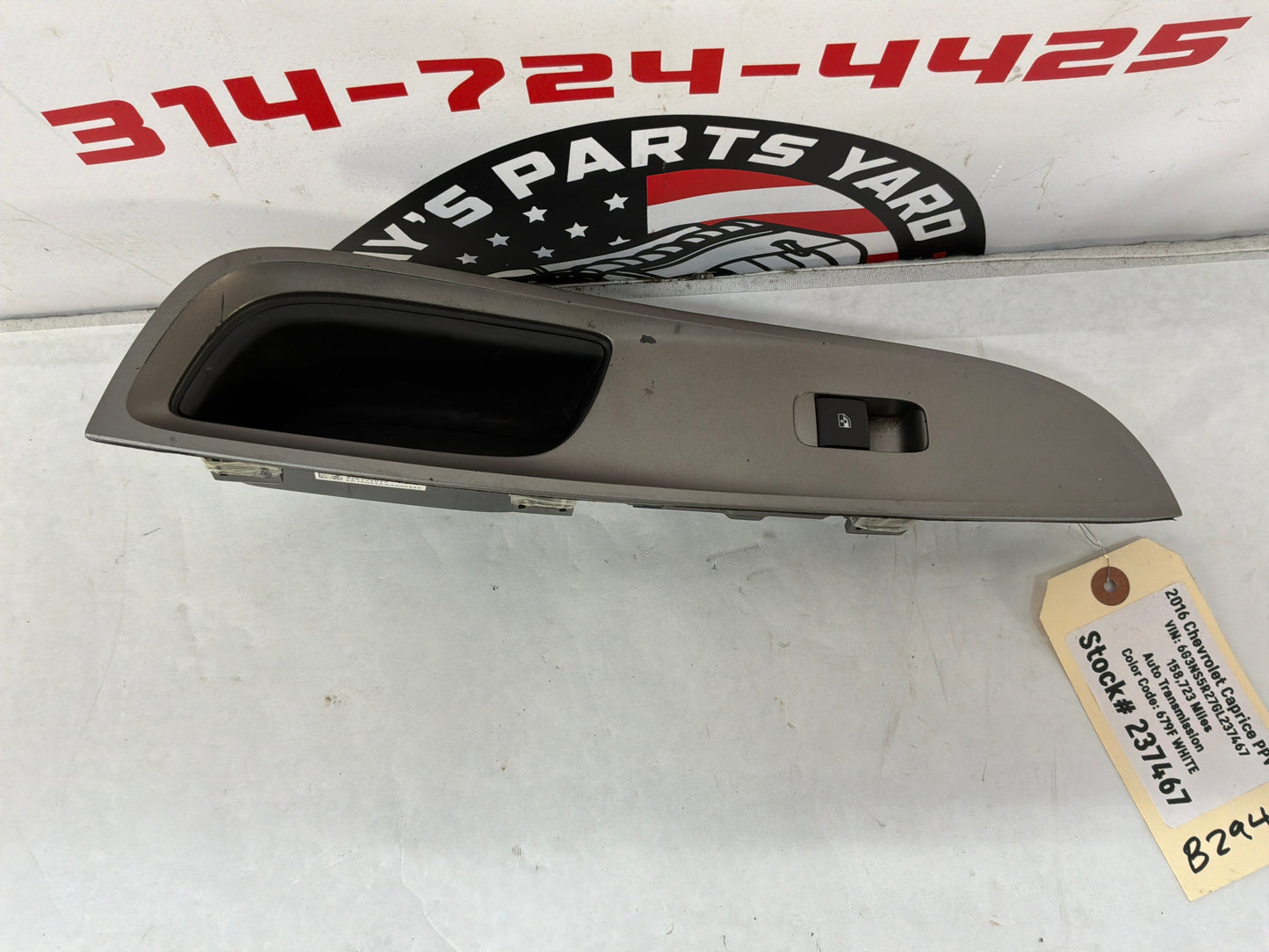 2016 Chevy Caprice PPV RH Passenger Front Power Window Switch OEM