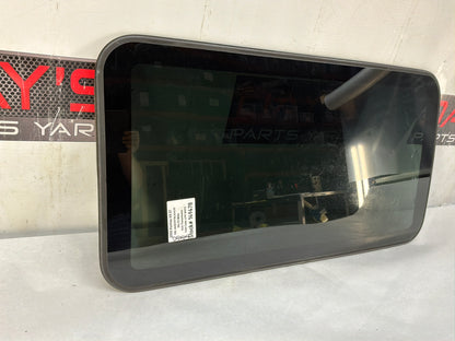 2008 Pontiac G8 GT Sunroof Sun Moon Roof Glass OEM