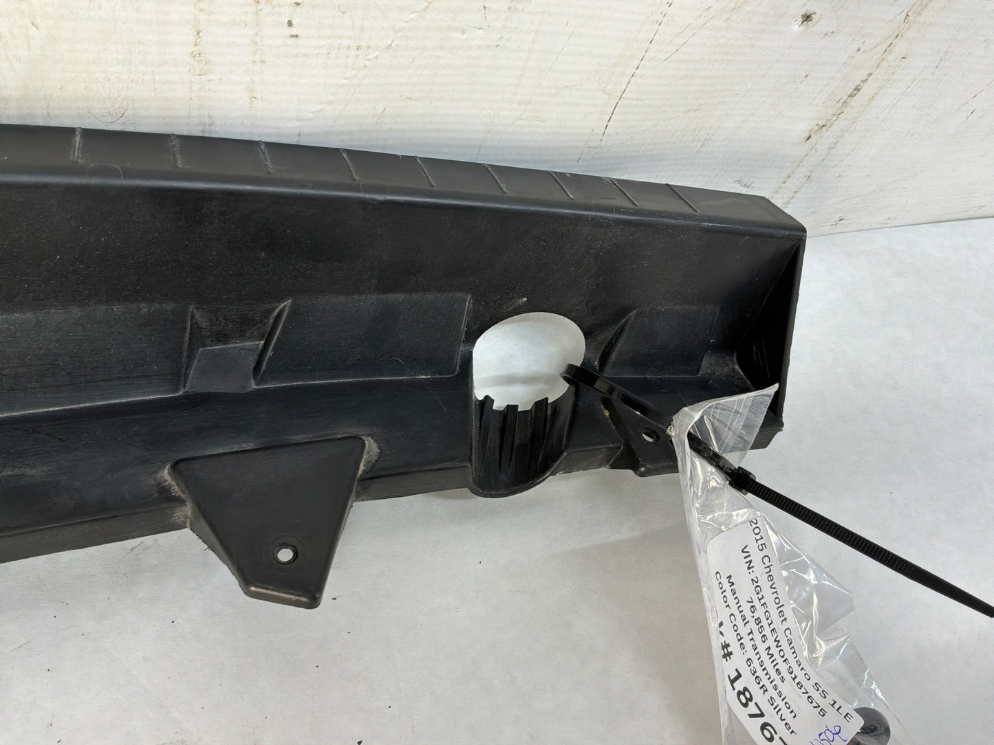 2015 Chevrolet Camaro SS 1LE LH Driver Headlight Head Light Bumper Bracket Guide OEM