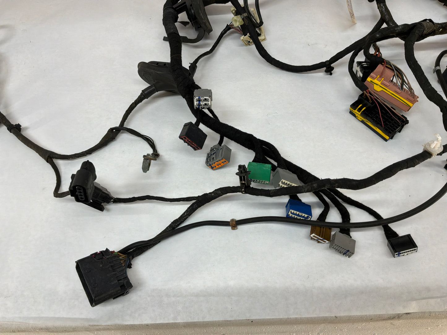 2016 Chevy Caprice PPV Fire Wall Front Chassis Engine Bay Wire Wiring Harness OEM