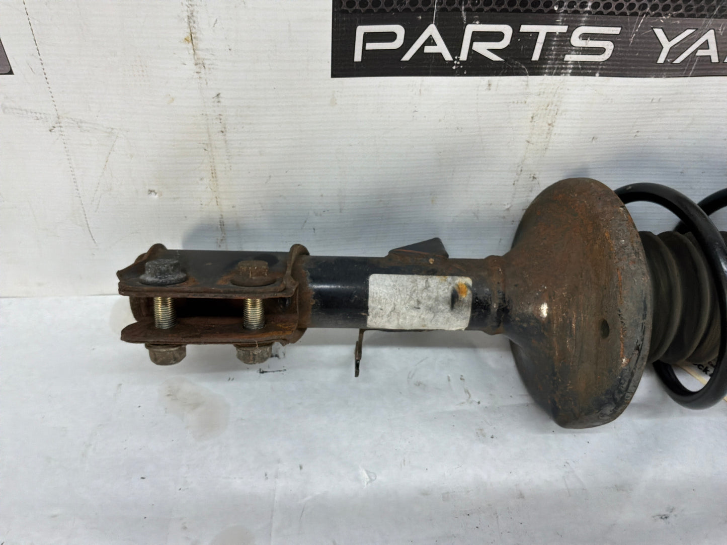 2004 Pontiac GTO RH Passenger Front Suspension Strut Assembly OEM