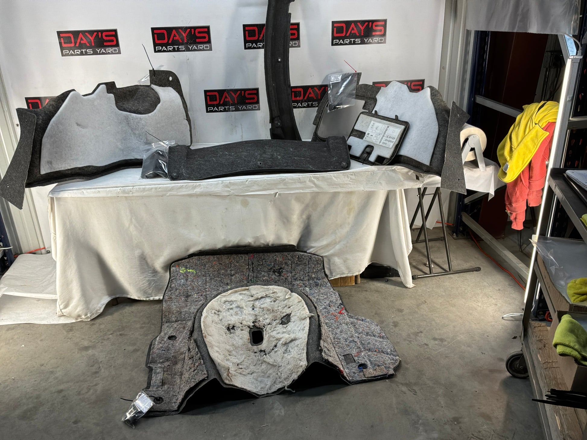 Trunk felt - Day's Parts Yard