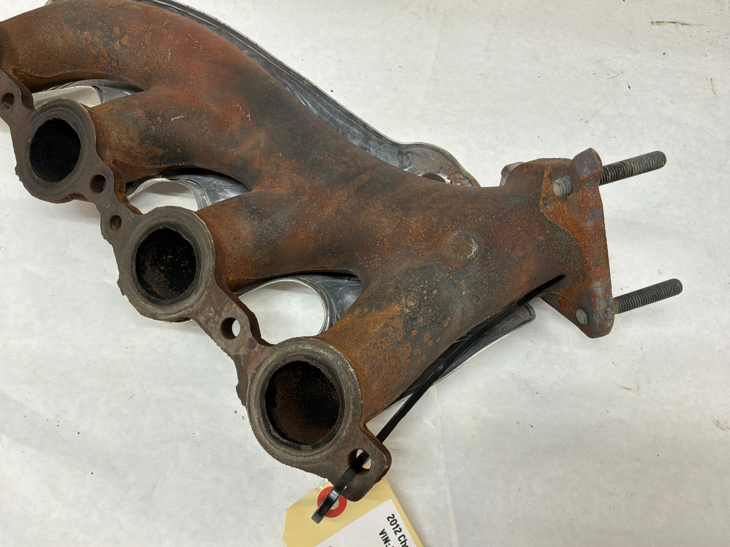 2012 Chevy Avalanche RH & LH Exhaust Manifolds Factory OEM