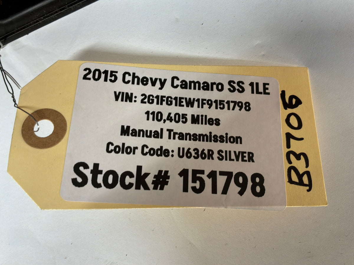 2015 Chevy Camaro SS 1LE LH Driver Interior Door Panel Trim OEM