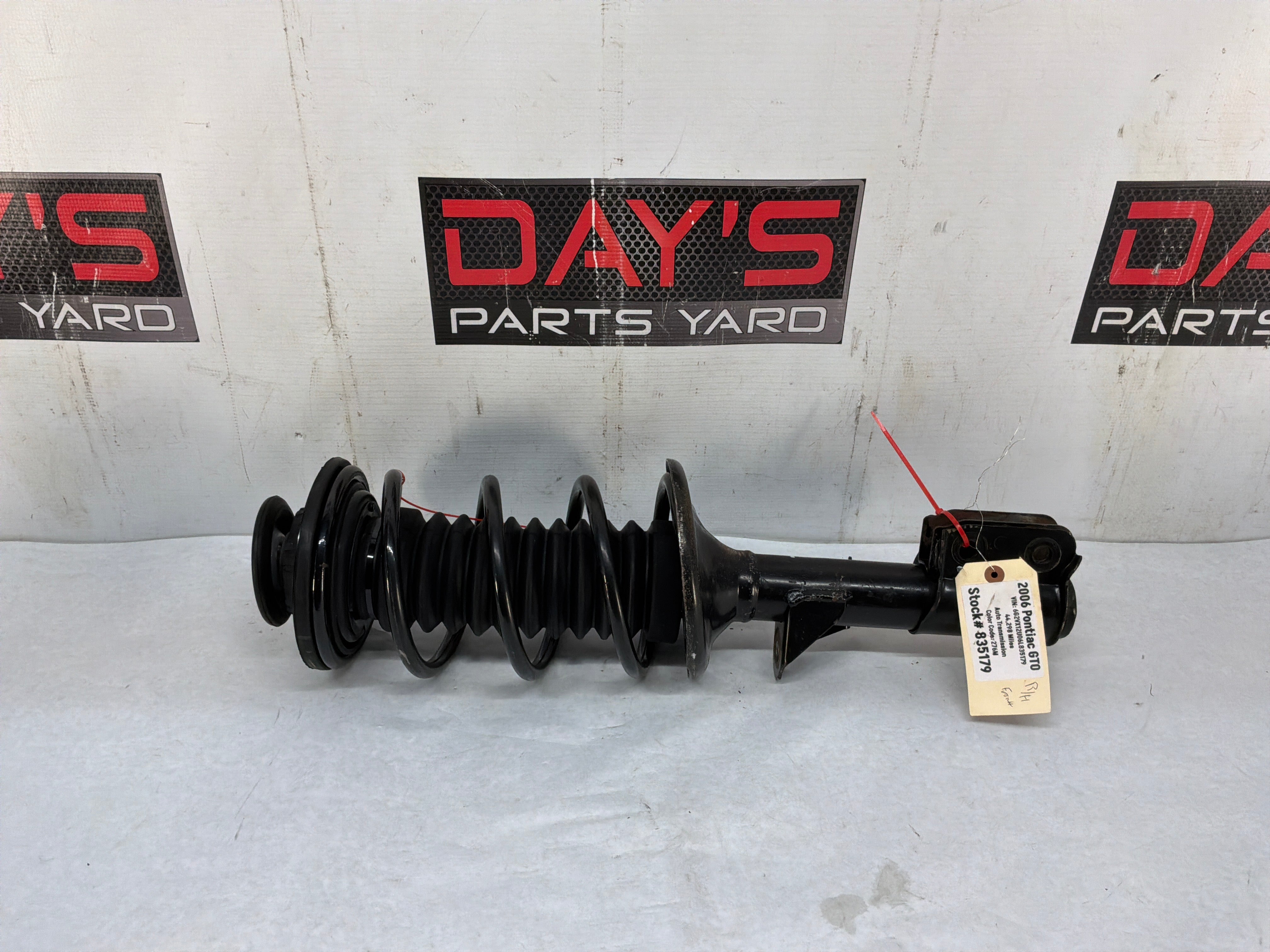 2006 Pontiac GTO RH Passenger Front Suspension Strut Assembly OEM