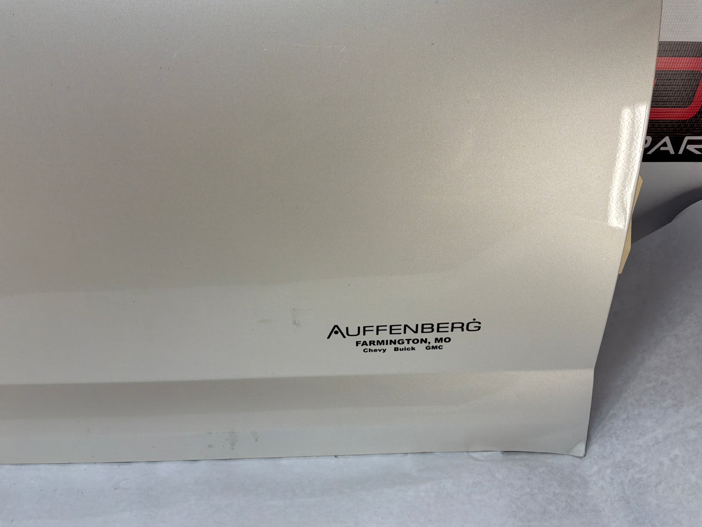 2012 Chevy Avalanche  Tailgate Tail Gate OEM