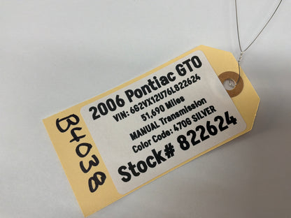 2006 Pontiac GTO Center Console Armrest OEM