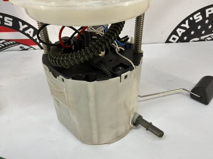 2015 Chevrolet Camaro SS 1LE Fuel Gas Pump Level Transfer Sending Unit Assembly OEM