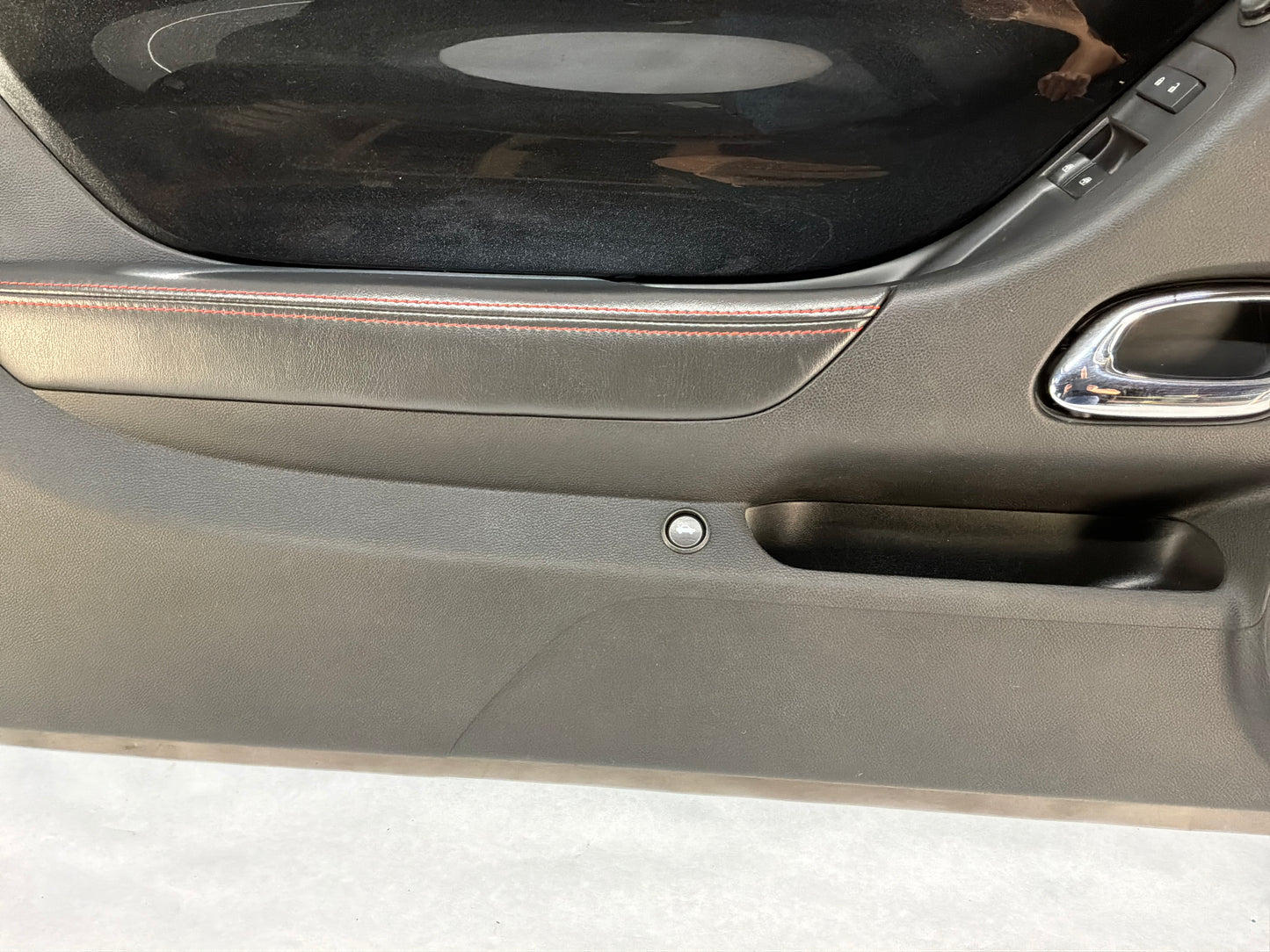 2014 Chevy Camaro ZL1 LH Driver Carbon Flash Front Interior Door Panel Trim OEM