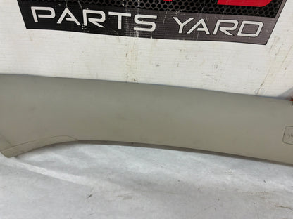 A pillar trim - Day's Parts Yard